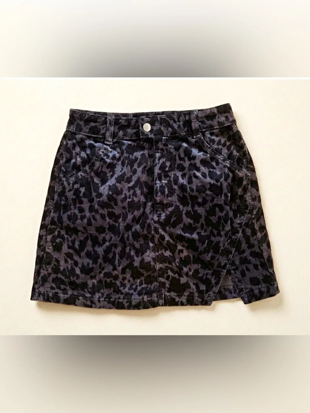 Anthropologie Pilcro NWOT Corduroy Leopard Animal Print Mini Skirt Size 6 Small